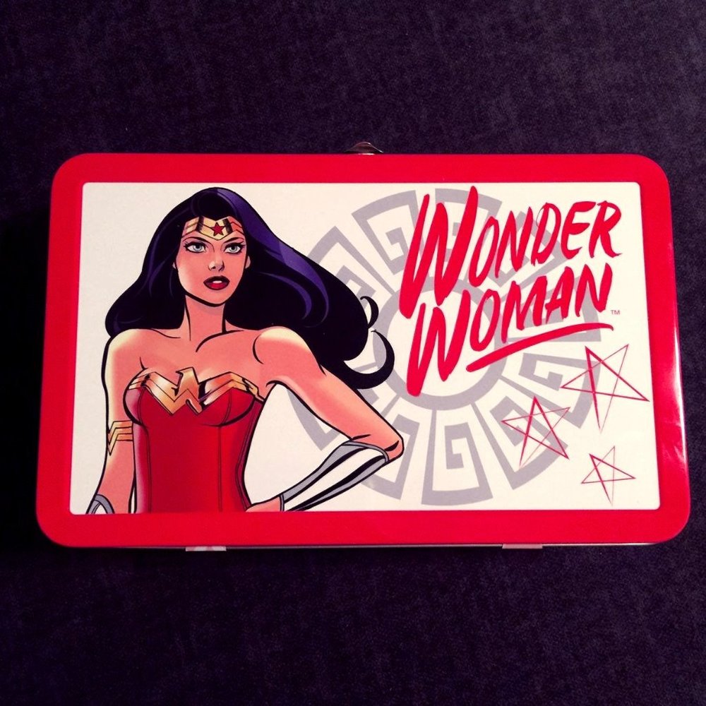 Wonder Woman Metal Supply Box